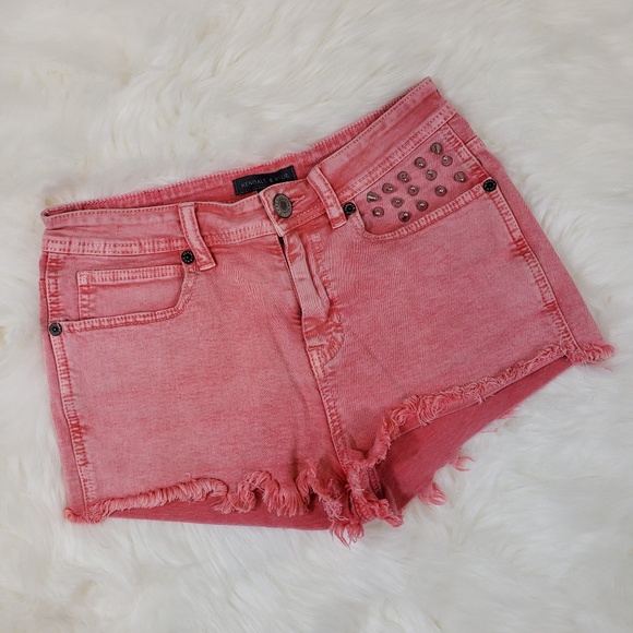 Kendall & Kylie Pink Studded High Rise Short - Picture 1 of 4